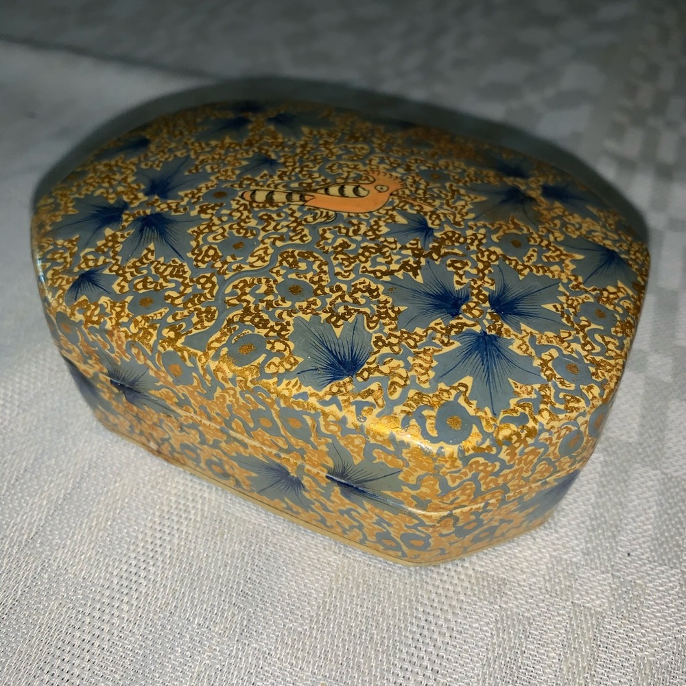 Small trinket box
